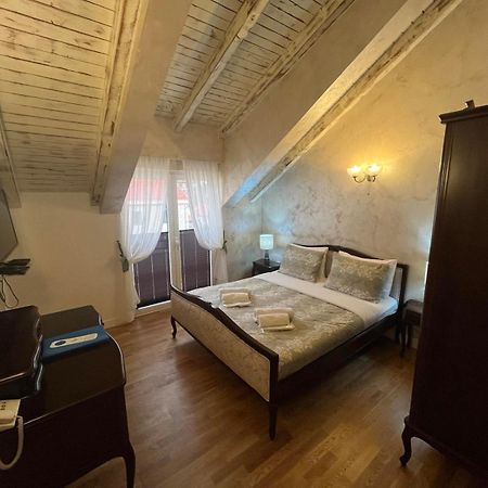 Garni Hotel TIANIS Kotor Exterior foto